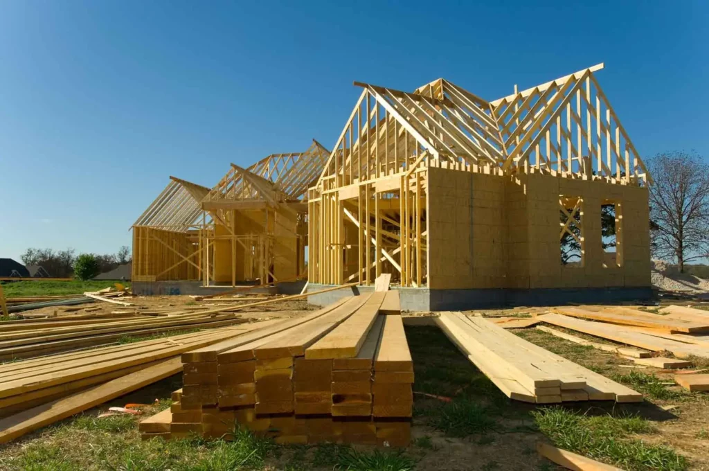 Maison construite en kit bois avec clipsyblok